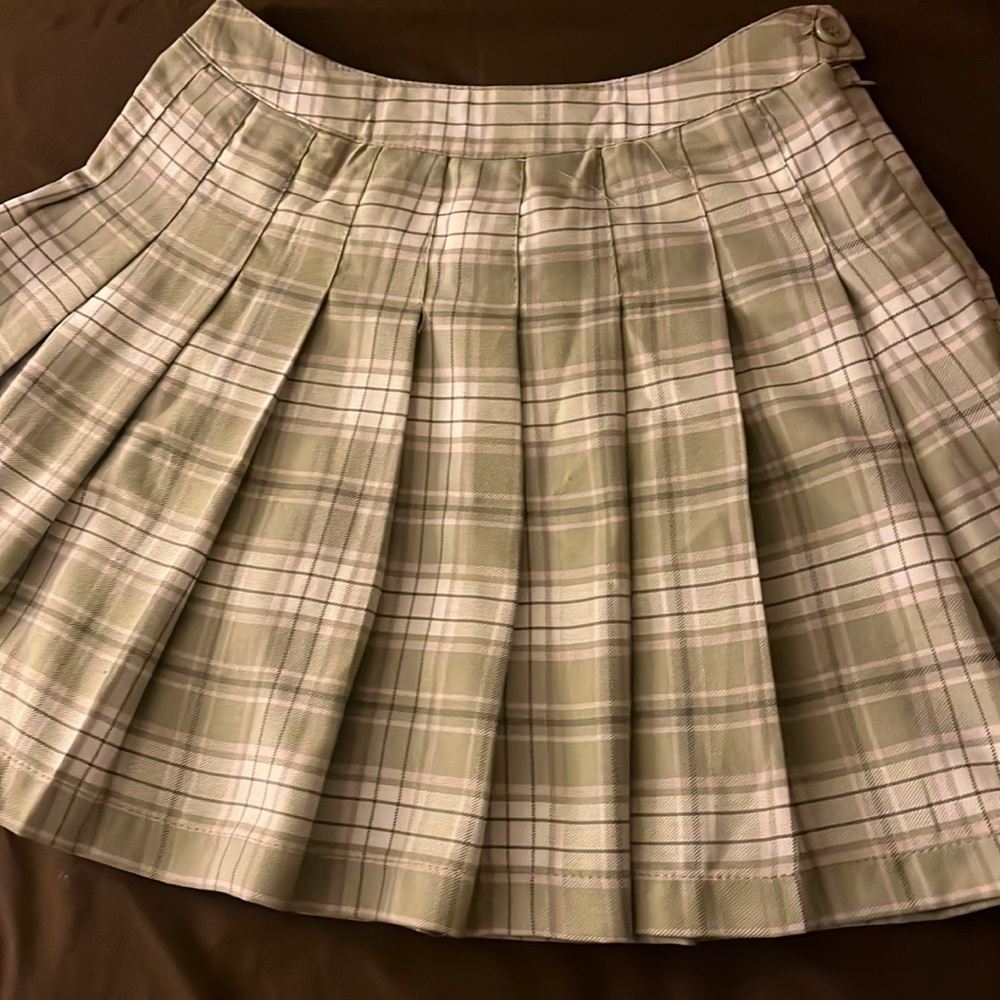 NWOT Forever 21 Green Pleated Tennis Skirt